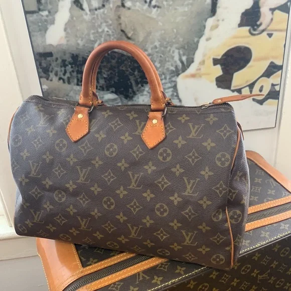 Louis Vuitton Vintage Speedy 35 Handbag. - Picture 1 of 17